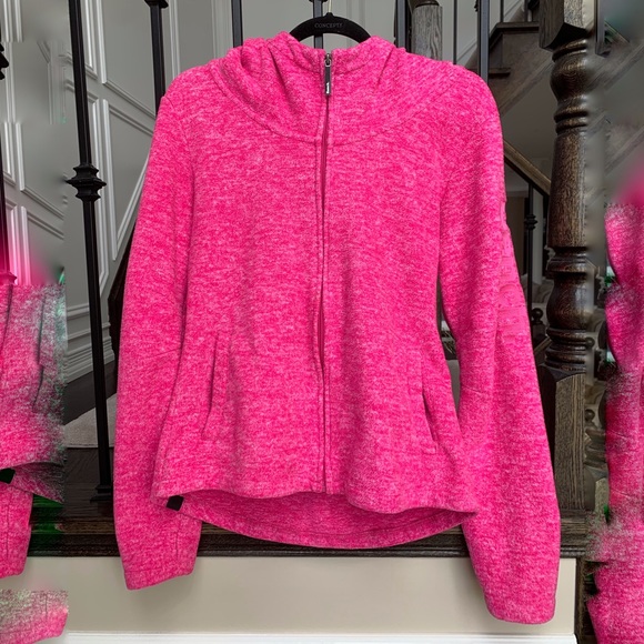 Soft pink BENCH sweater - Picture 1 of 3